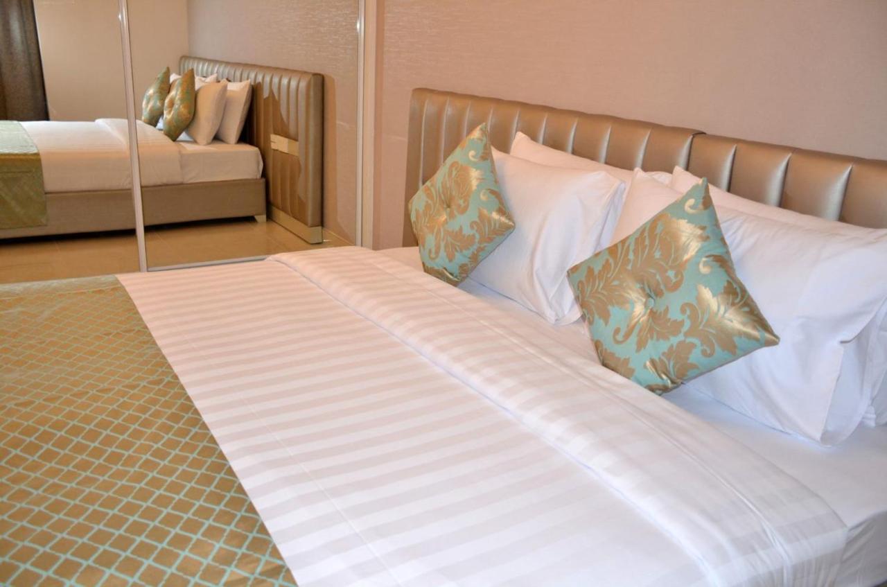 The Lodge Suites Manama Eksteriør bilde