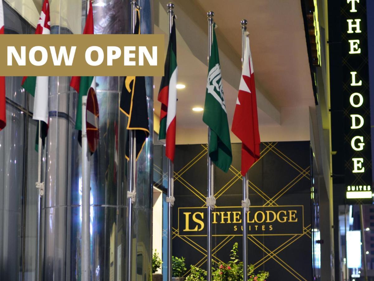 The Lodge Suites Manama Eksteriør bilde