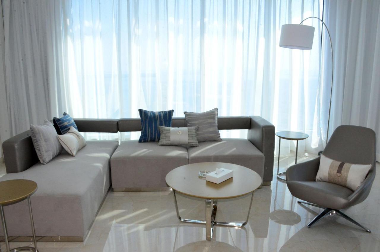 The Lodge Suites Manama Eksteriør bilde