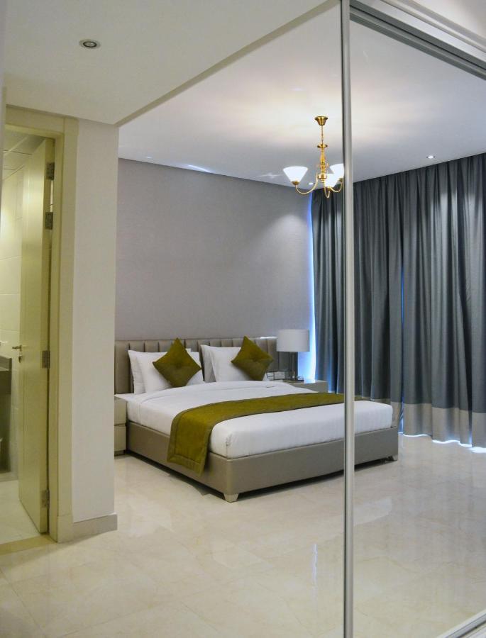 The Lodge Suites Manama Eksteriør bilde